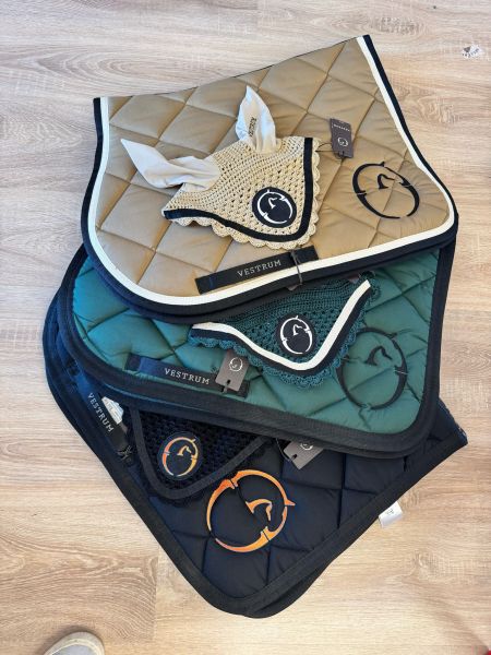 Circle Quilted Jumping Saddle Pad